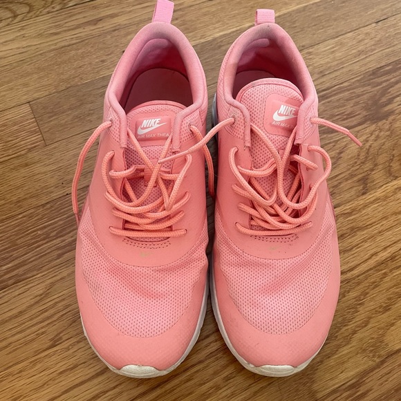 Nike Air Max Thea size 8.5 Women’s - Picture 2 of 4